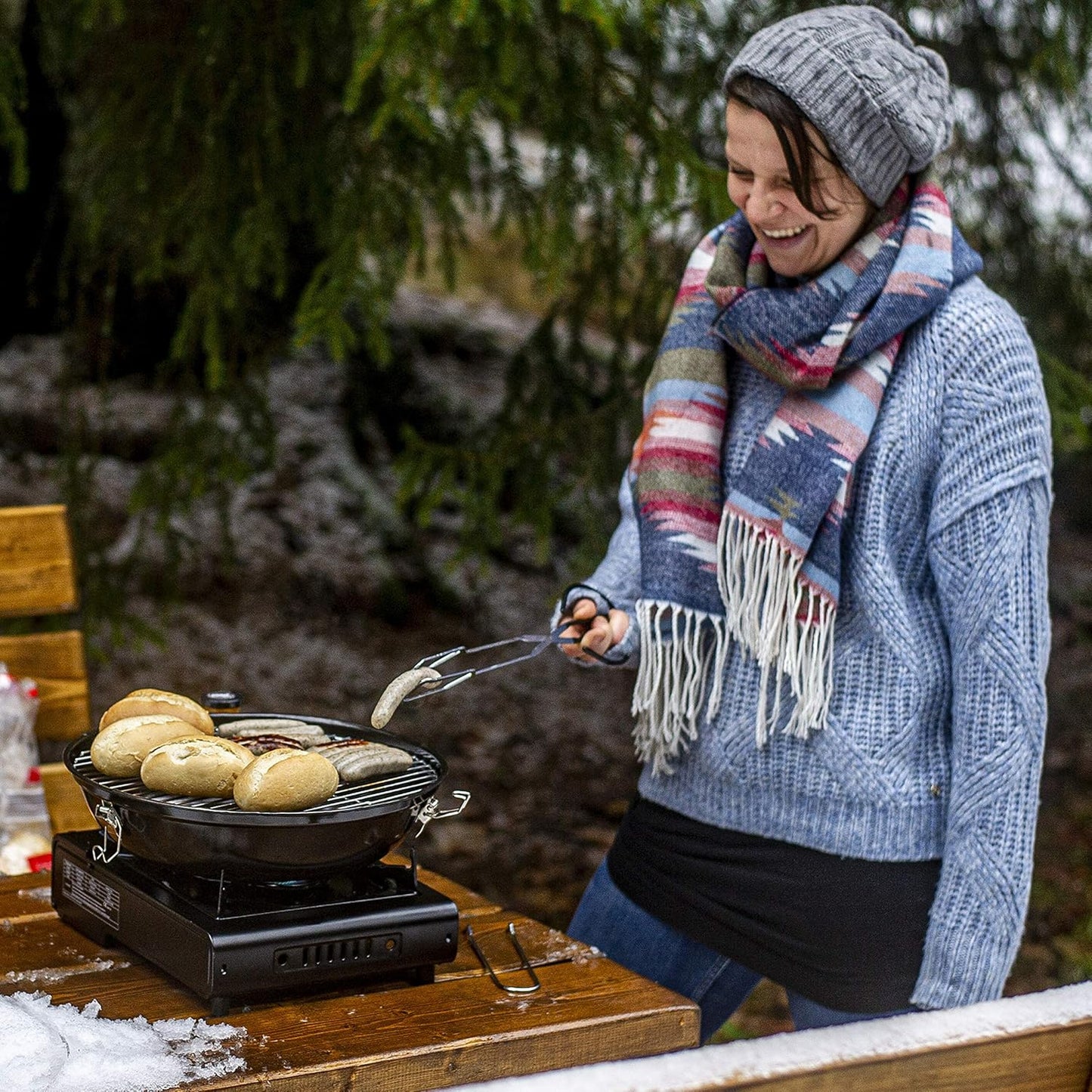 ACTIVA Meisen Gaskocher I Campingkocher inkl. Grilltopf & Tragekoffer